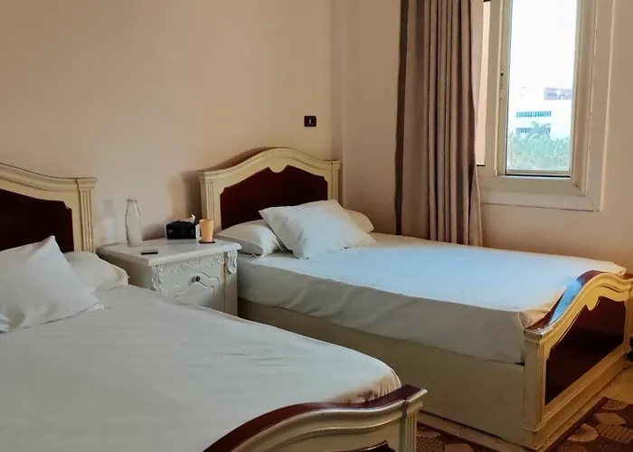 Guc View Female-Home