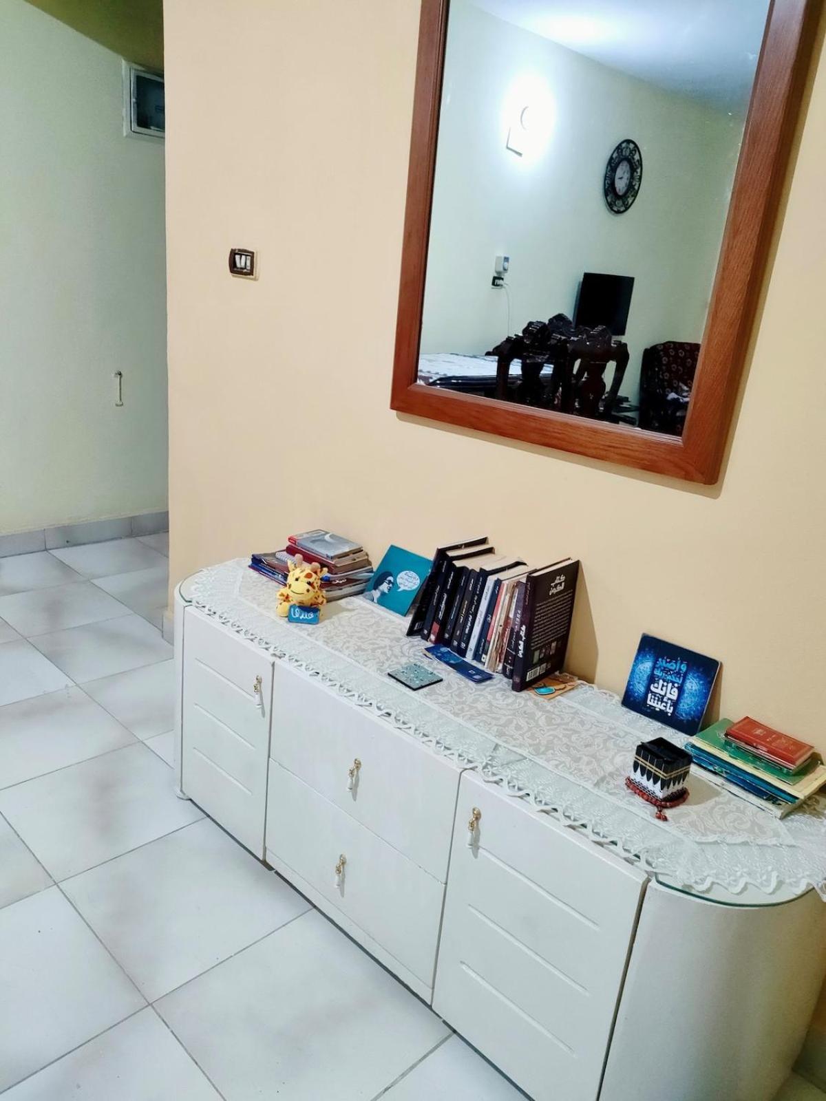 Apartment Guc View Female-home *